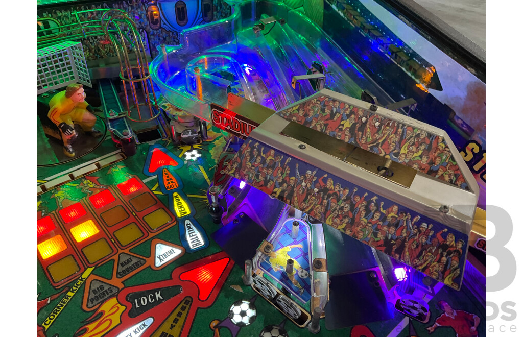 STRIKER XTREME (Stern Pinball Inc.) Pinball Machine