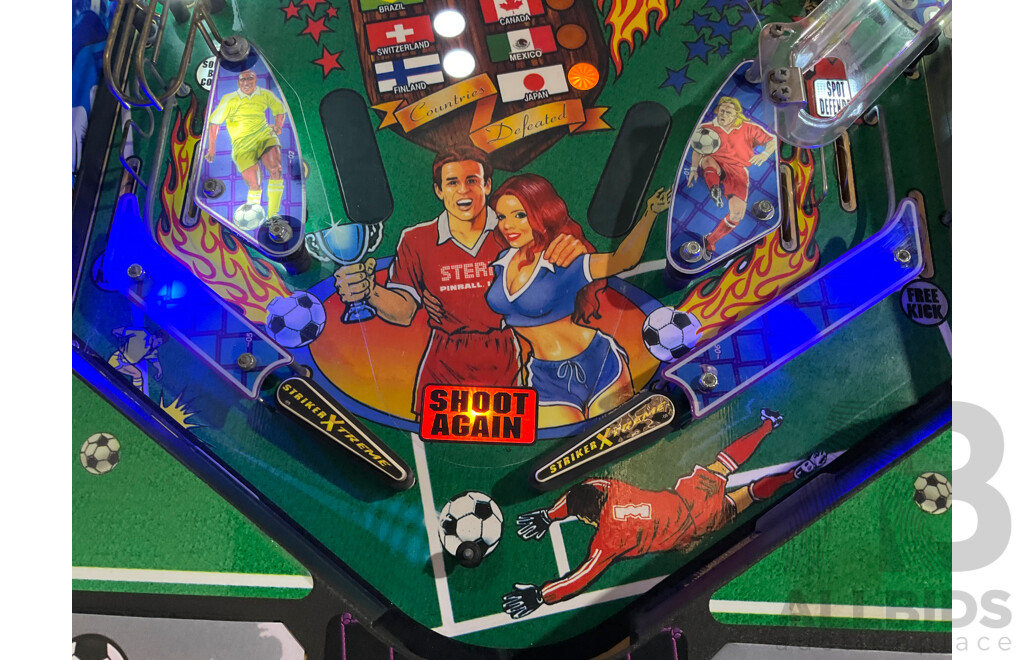 STRIKER XTREME (Stern Pinball Inc.) Pinball Machine