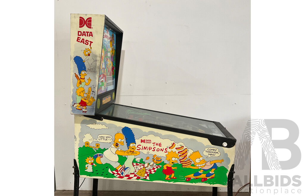 The SIMPSONS (Data East) Pinball Machine