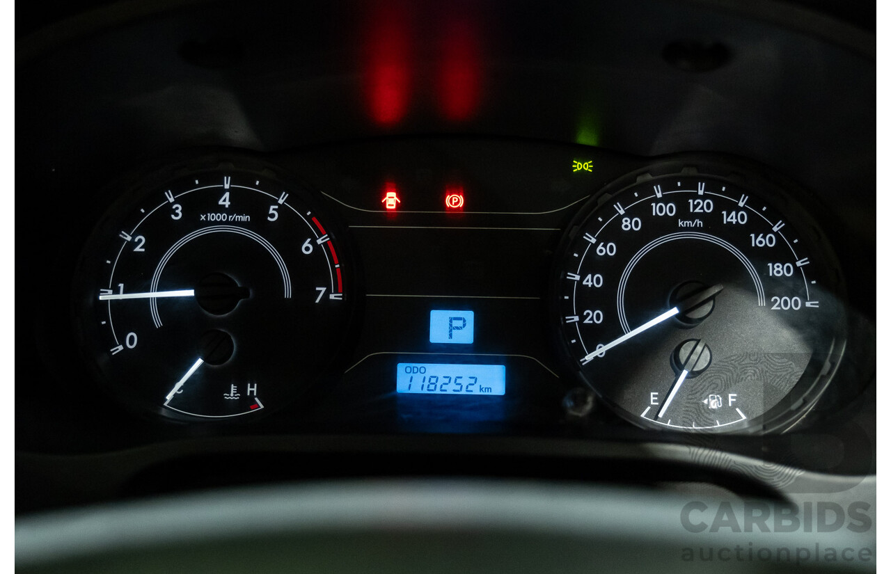 2/2016 Toyota Hilux Workmate TGN121R MY16 2d C/Chas White 2.7L