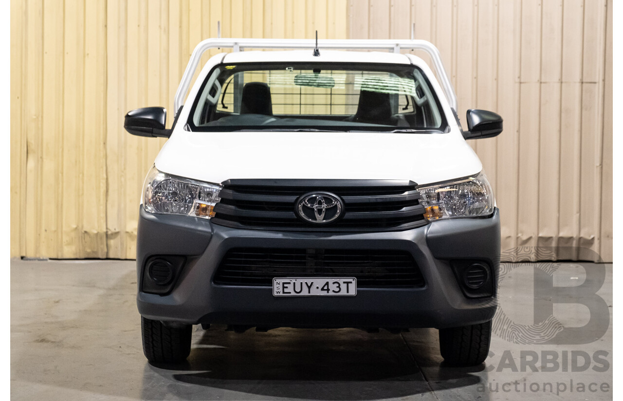 2/2016 Toyota Hilux Workmate TGN121R MY16 2d C/Chas White 2.7L