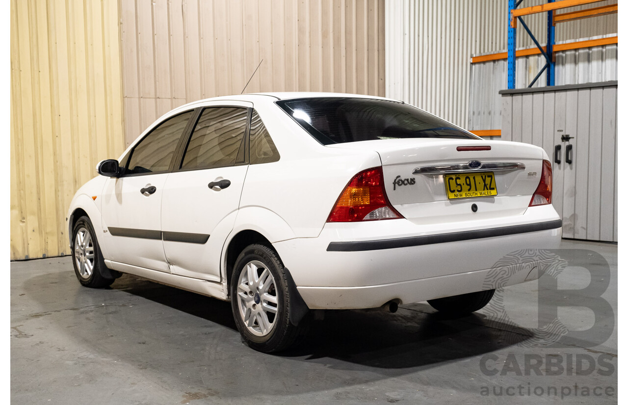 1/2004 Ford Focus SR LR 4d Sedan White 1.8L