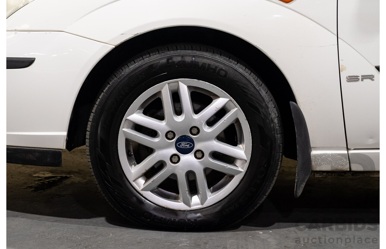 1/2004 Ford Focus SR LR 4d Sedan White 1.8L