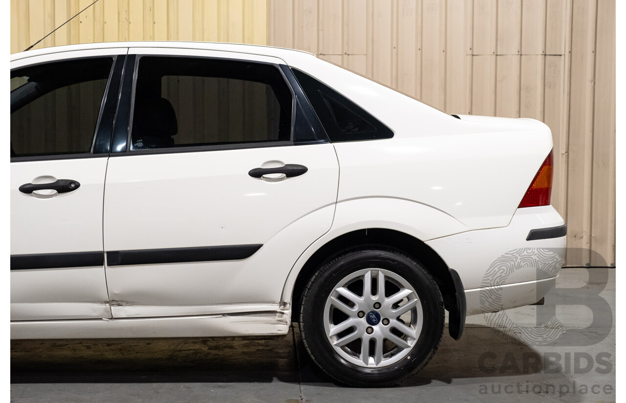 1/2004 Ford Focus SR LR 4d Sedan White 1.8L
