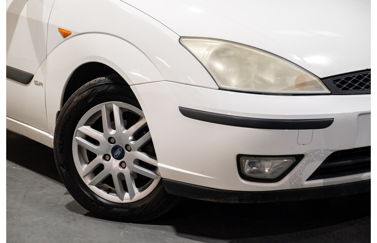 1/2004 Ford Focus SR LR 4d Sedan White 1.8L