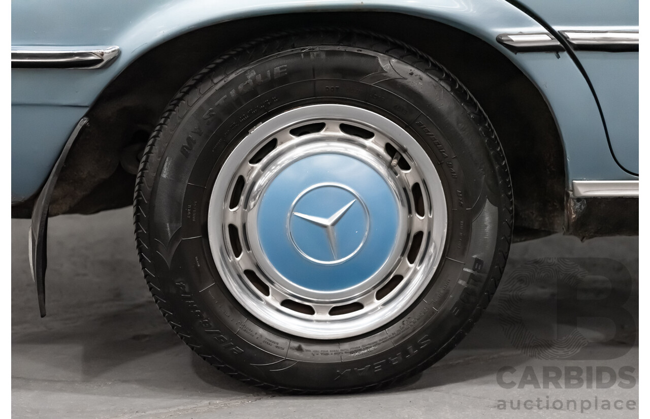 1/1973 Mercedes Benz 450SE 4d Sedan Metallic Blue V8 4.5L