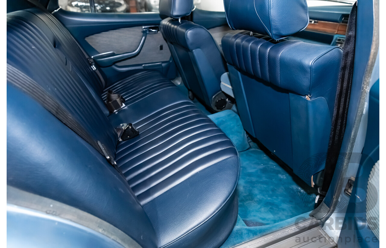1/1973 Mercedes Benz 450SE 4d Sedan Metallic Blue V8 4.5L