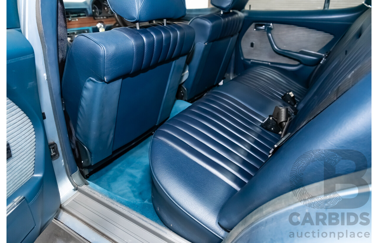 1/1973 Mercedes Benz 450SE 4d Sedan Metallic Blue V8 4.5L