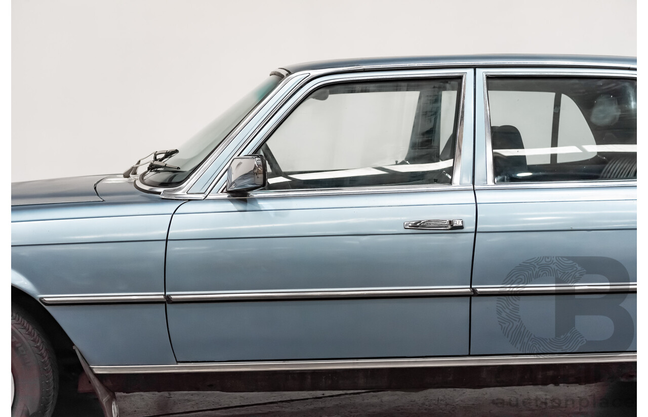 1/1973 Mercedes Benz 450SE 4d Sedan Metallic Blue V8 4.5L