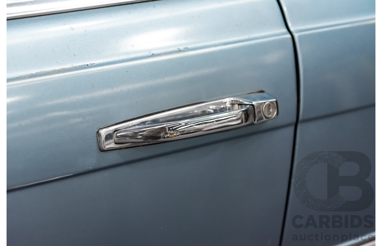 1/1973 Mercedes Benz 450SE 4d Sedan Metallic Blue V8 4.5L