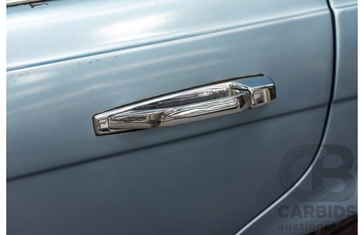 1/1973 Mercedes Benz 450SE 4d Sedan Metallic Blue V8 4.5L