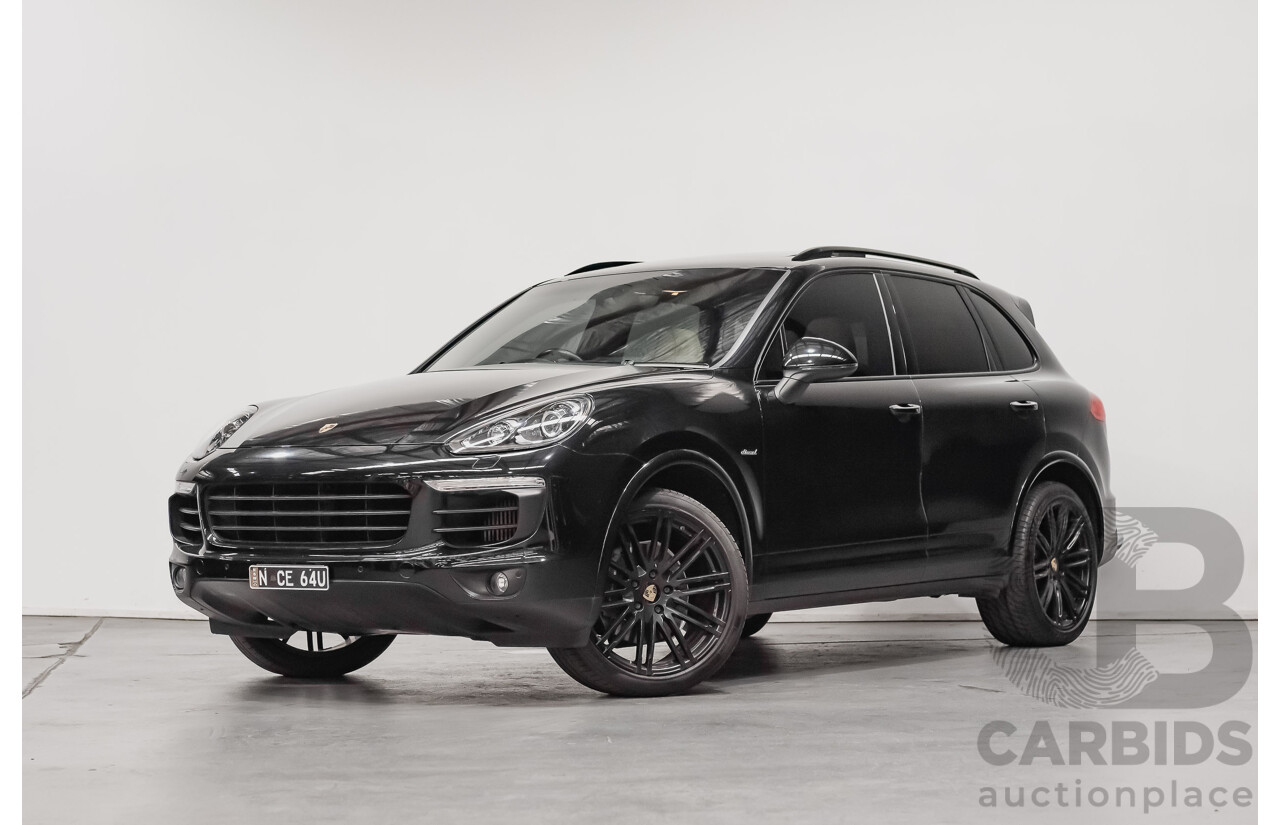 8/2016 Porsche Cayenne Diesel Platinum Edition Series 2 (AWD) 4d Wagon Metallic Black Turbo Diesel V6 3.0L