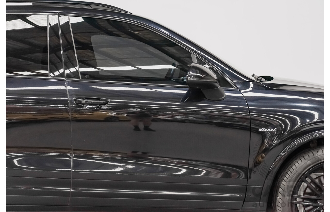 8/2016 Porsche Cayenne Diesel Platinum Edition Series 2 (AWD) 4d Wagon Metallic Black Turbo Diesel V6 3.0L