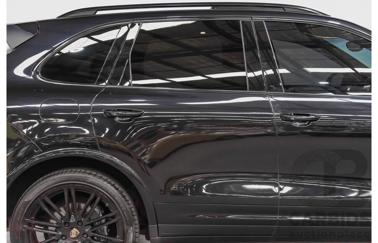 8/2016 Porsche Cayenne Diesel Platinum Edition Series 2 (AWD) 4d Wagon Metallic Black Turbo Diesel V6 3.0L