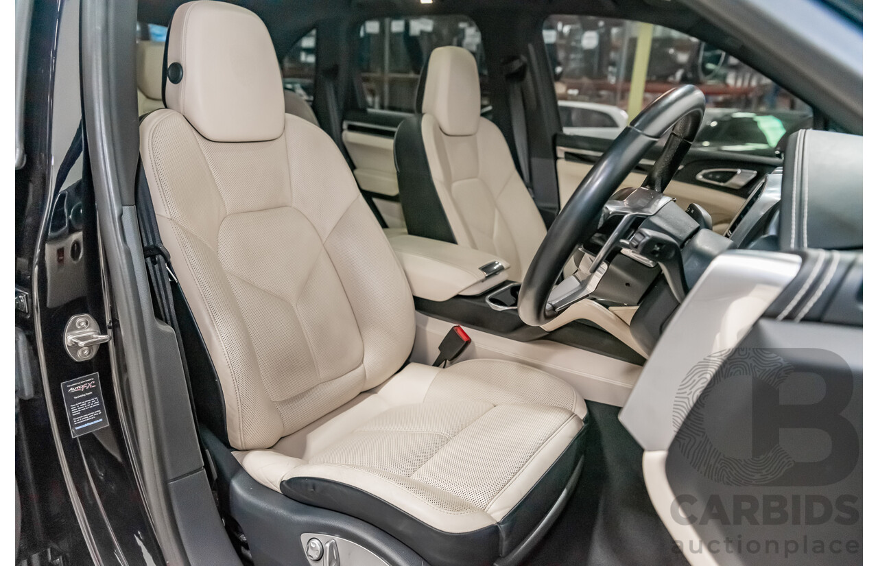 8/2016 Porsche Cayenne Diesel Platinum Edition Series 2 (AWD) 4d Wagon Metallic Black Turbo Diesel V6 3.0L