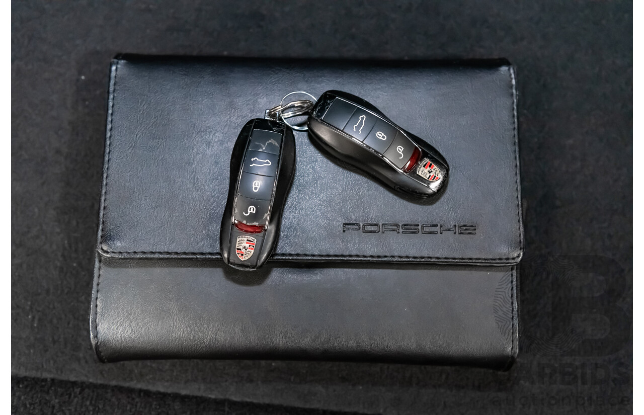 8/2016 Porsche Cayenne Diesel Platinum Edition Series 2 (AWD) 4d Wagon Metallic Black Turbo Diesel V6 3.0L