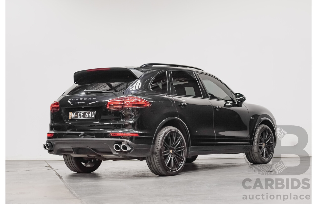 8/2016 Porsche Cayenne Diesel Platinum Edition Series 2 (AWD) 4d Wagon Metallic Black Turbo Diesel V6 3.0L