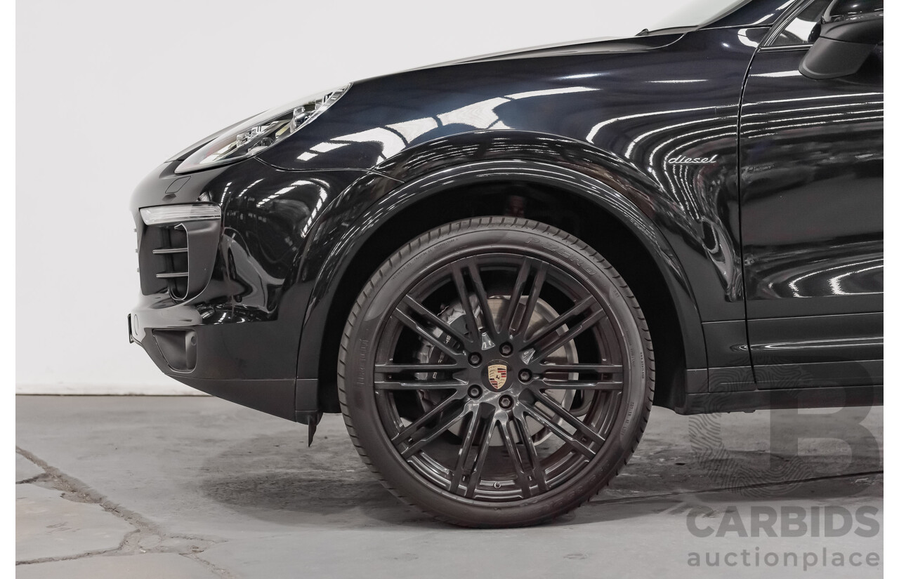 8/2016 Porsche Cayenne Diesel Platinum Edition Series 2 (AWD) 4d Wagon Metallic Black Turbo Diesel V6 3.0L