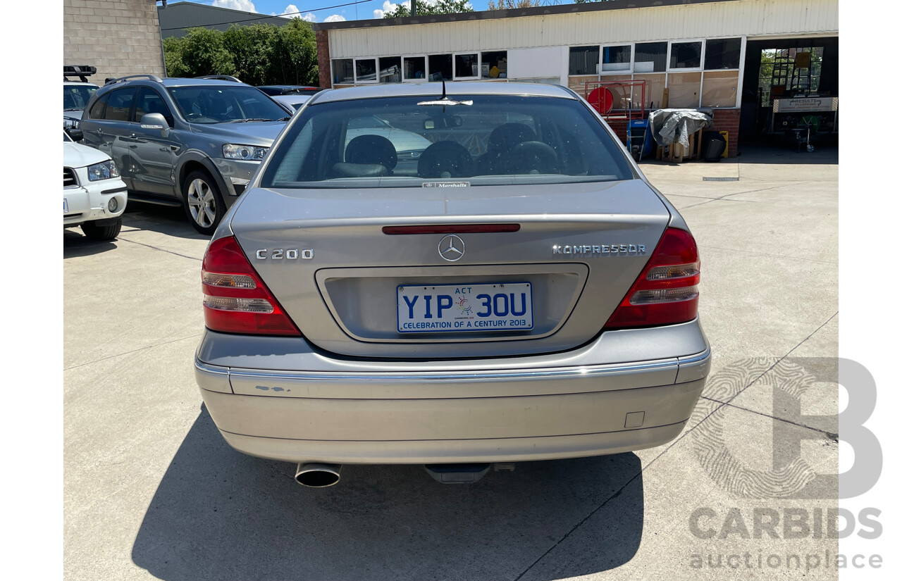 4/2004 Mercedes-Benz C200 Kompressor Elegance W203 4d Sedan Beige 1.8L
