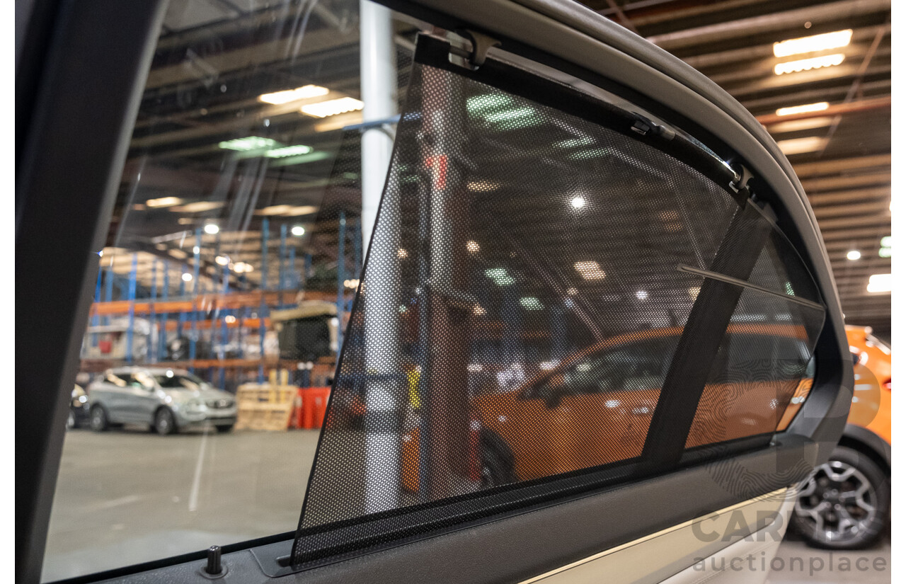 9/2008 Mercedes Benz C63 AMG W204 4d Sedan Palladium Silver Metallic V8 6.3L