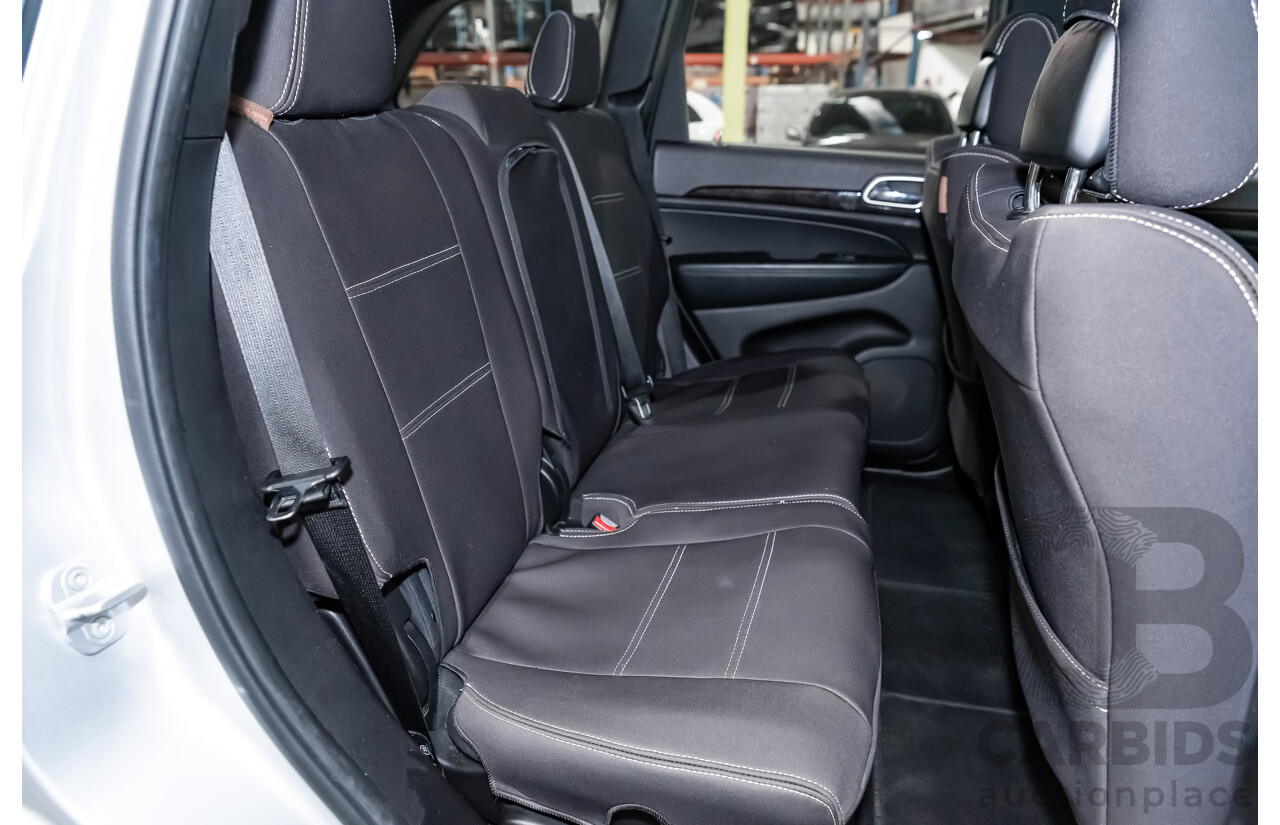 10/2012 Jeep Grand Cherokee Laredo (4x4) WK MY12 4d Wagon Silver V6 3.6L