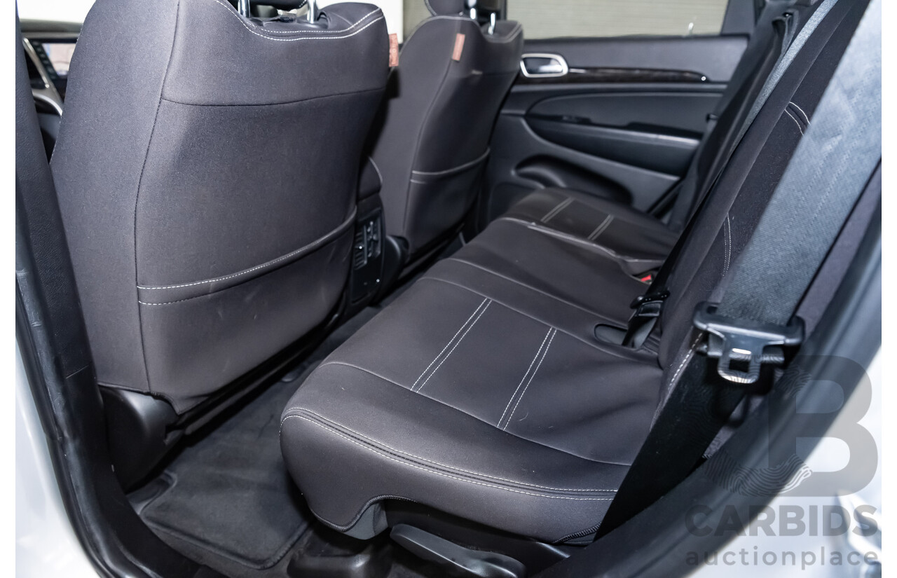 10/2012 Jeep Grand Cherokee Laredo (4x4) WK MY12 4d Wagon Silver V6 3.6L