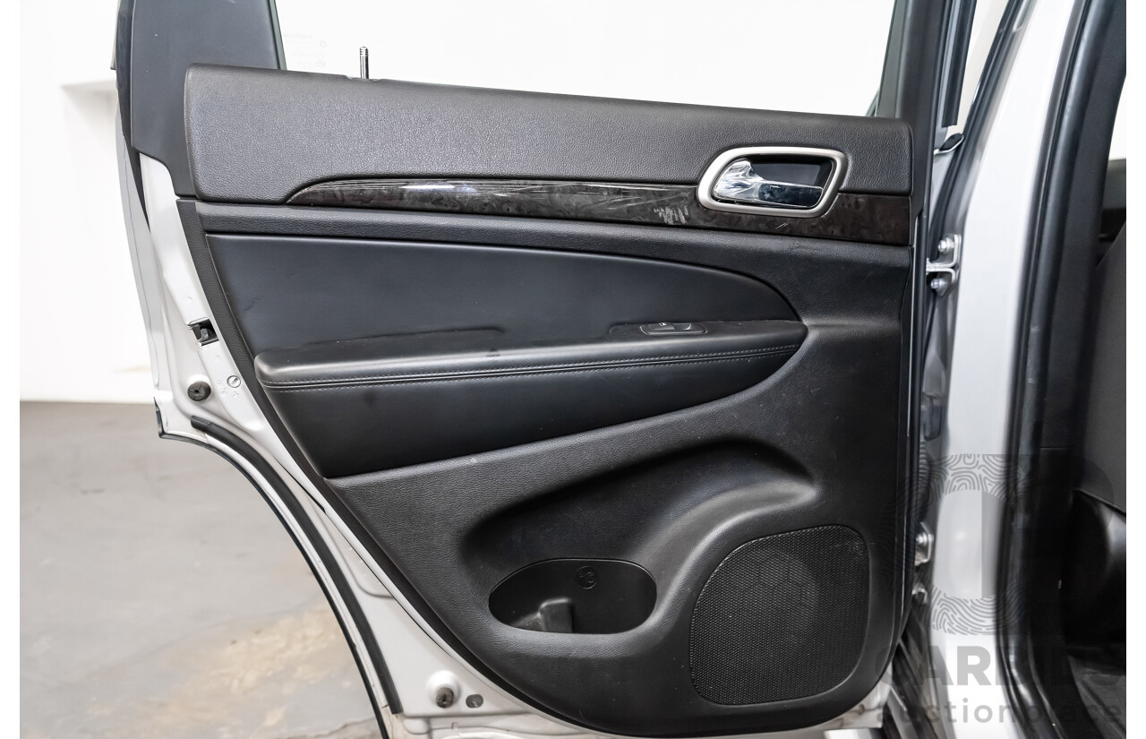 10/2012 Jeep Grand Cherokee Laredo (4x4) WK MY12 4d Wagon Silver V6 3.6L