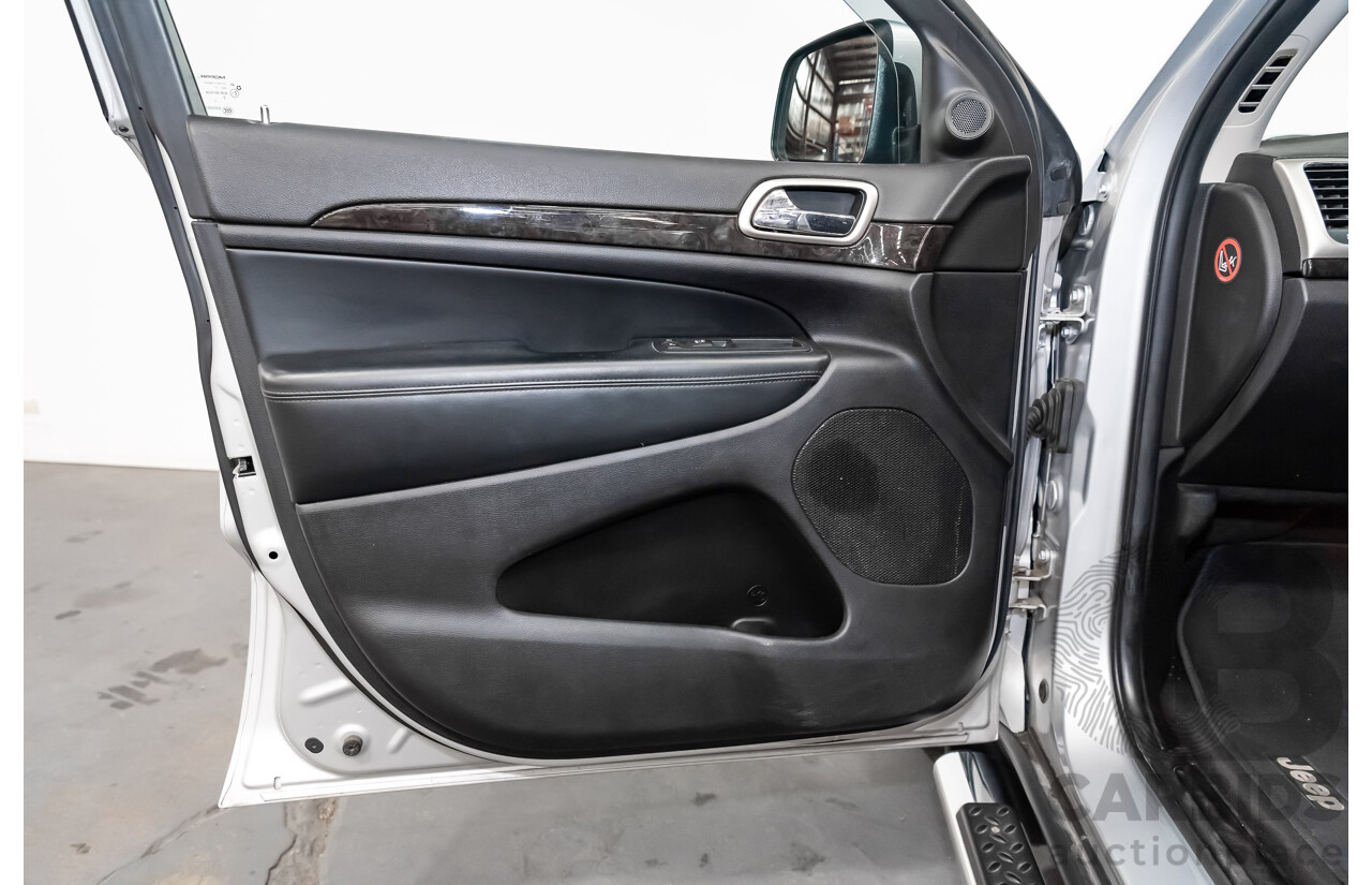 10/2012 Jeep Grand Cherokee Laredo (4x4) WK MY12 4d Wagon Silver V6 3.6L