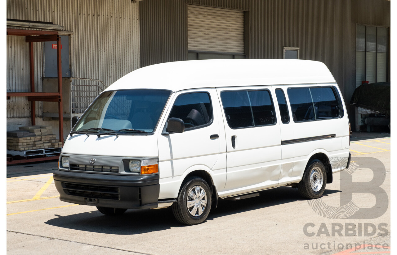 10/1997 Toyota Hiace Commuter RZH125 Bus White 2.4L - 11 Seater Bus