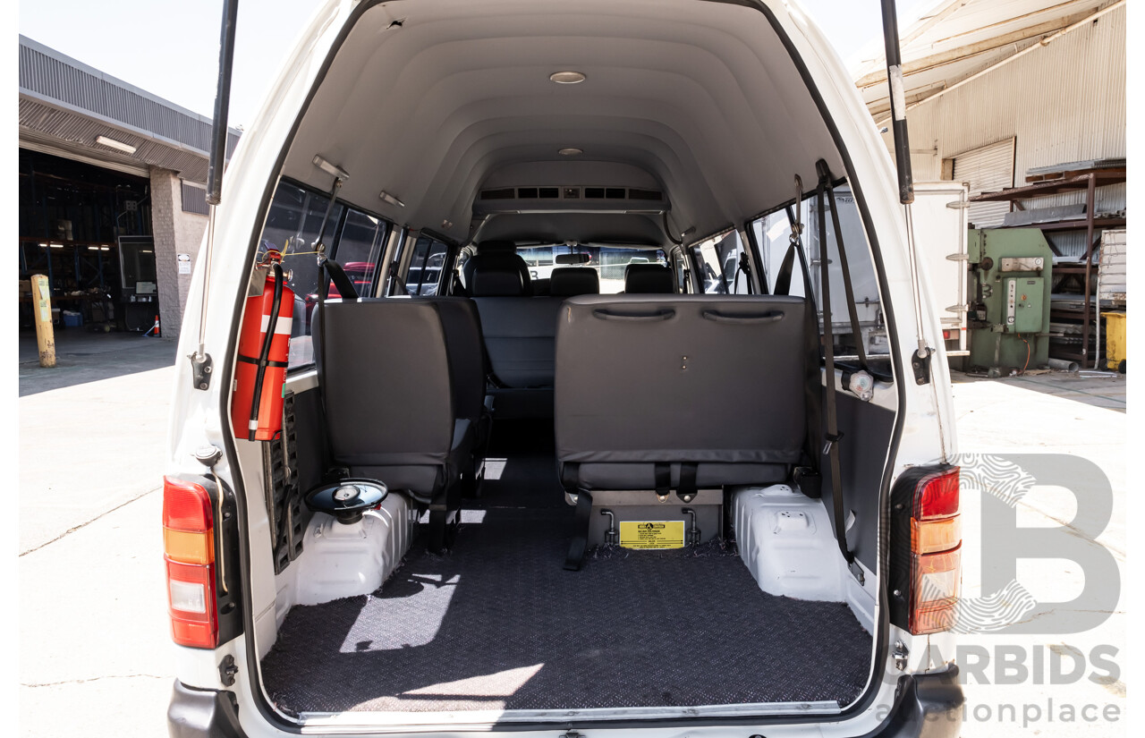 10/1997 Toyota Hiace Commuter RZH125 Bus White 2.4L - 11 Seater Bus