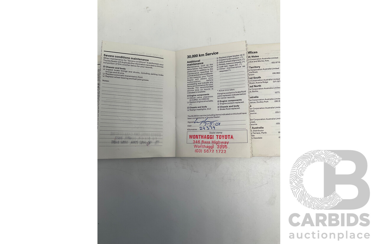 10/1997 Toyota Hiace Commuter RZH125 Bus White 2.4L - 11 Seater Bus