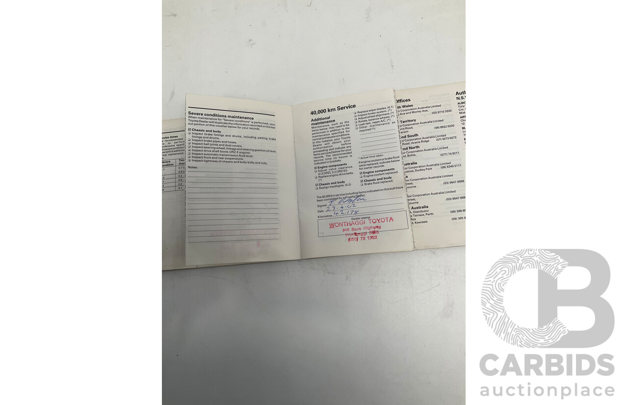 10/1997 Toyota Hiace Commuter RZH125 Bus White 2.4L - 11 Seater Bus