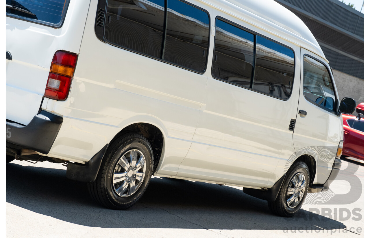 10/1997 Toyota Hiace Commuter RZH125 Bus White 2.4L - 11 Seater Bus