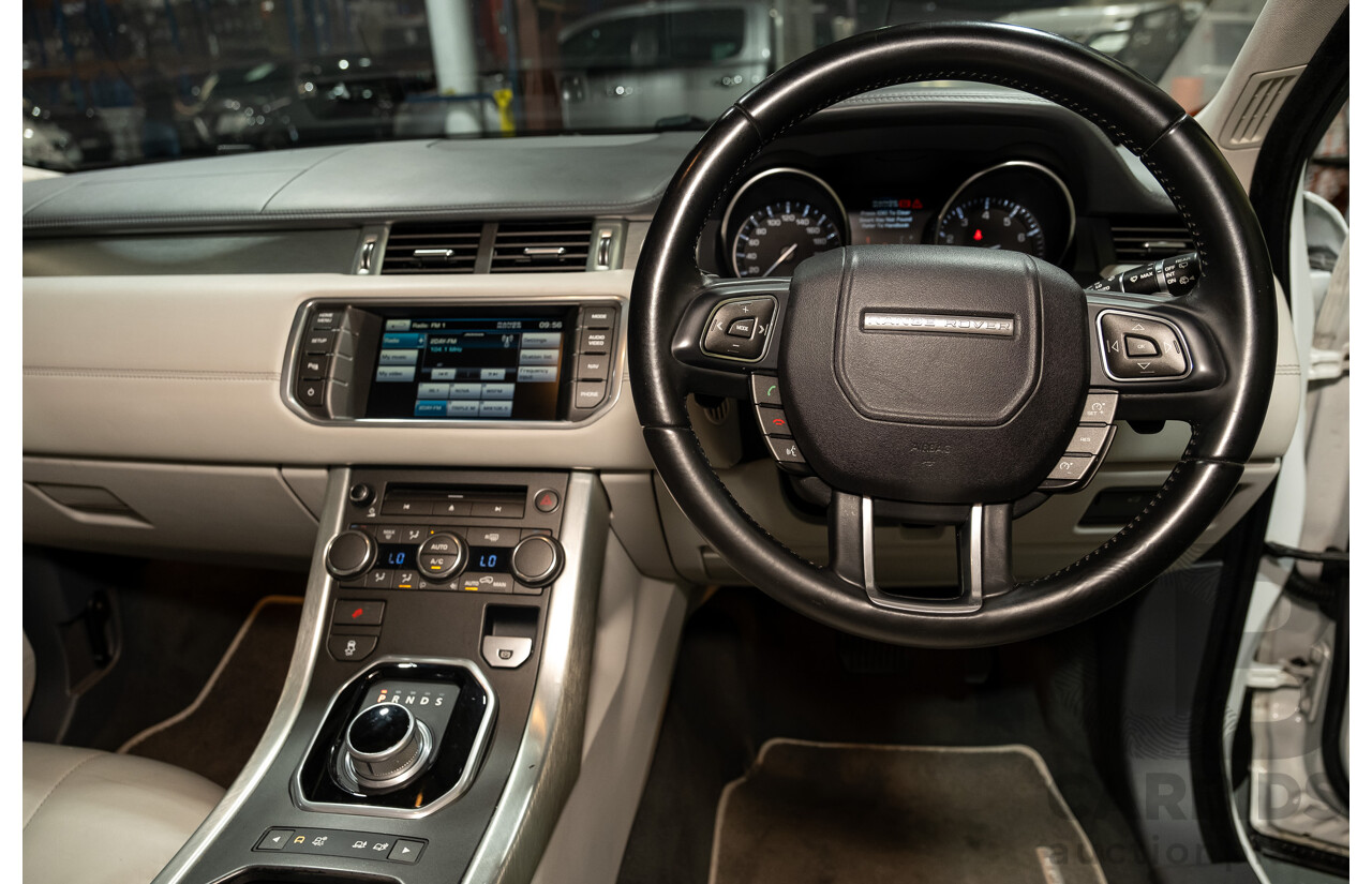 7/2013 Land Rover Range Rover Evoque Si4 (AWD) LV MY13 3d Coupe Fuji White Turbo 2.0L