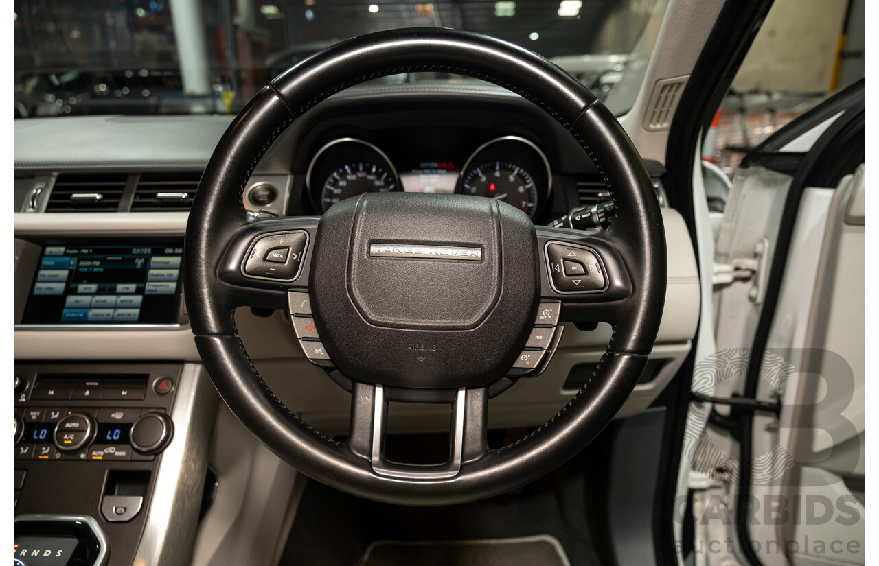 7/2013 Land Rover Range Rover Evoque Si4 (AWD) LV MY13 3d Coupe Fuji White Turbo 2.0L