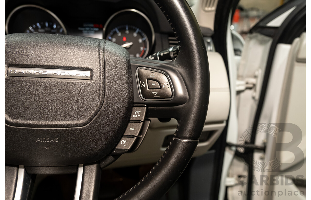 7/2013 Land Rover Range Rover Evoque Si4 (AWD) LV MY13 3d Coupe Fuji White Turbo 2.0L