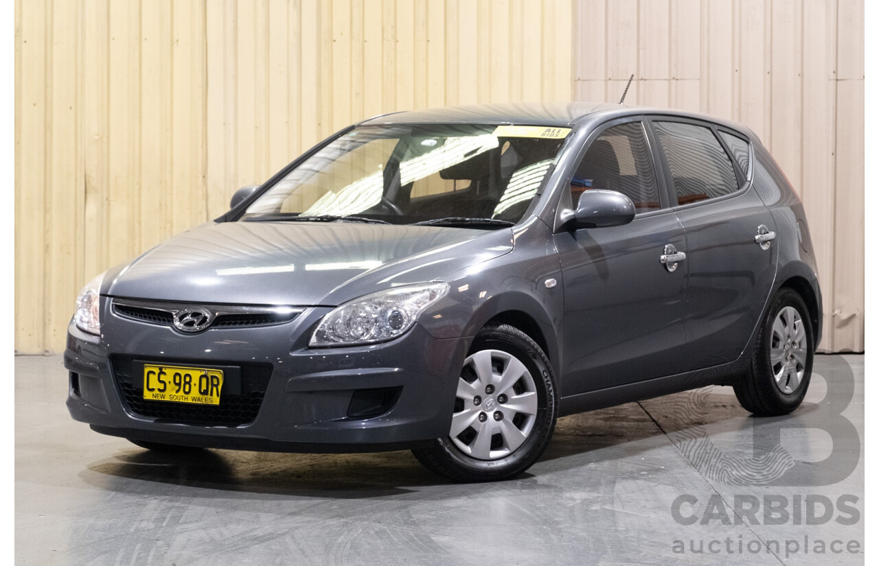 9/2008 Hyundai i30 SLX 1.6 CRDi FD 5d Hatchback Grey Turbo Diesel 1.6L