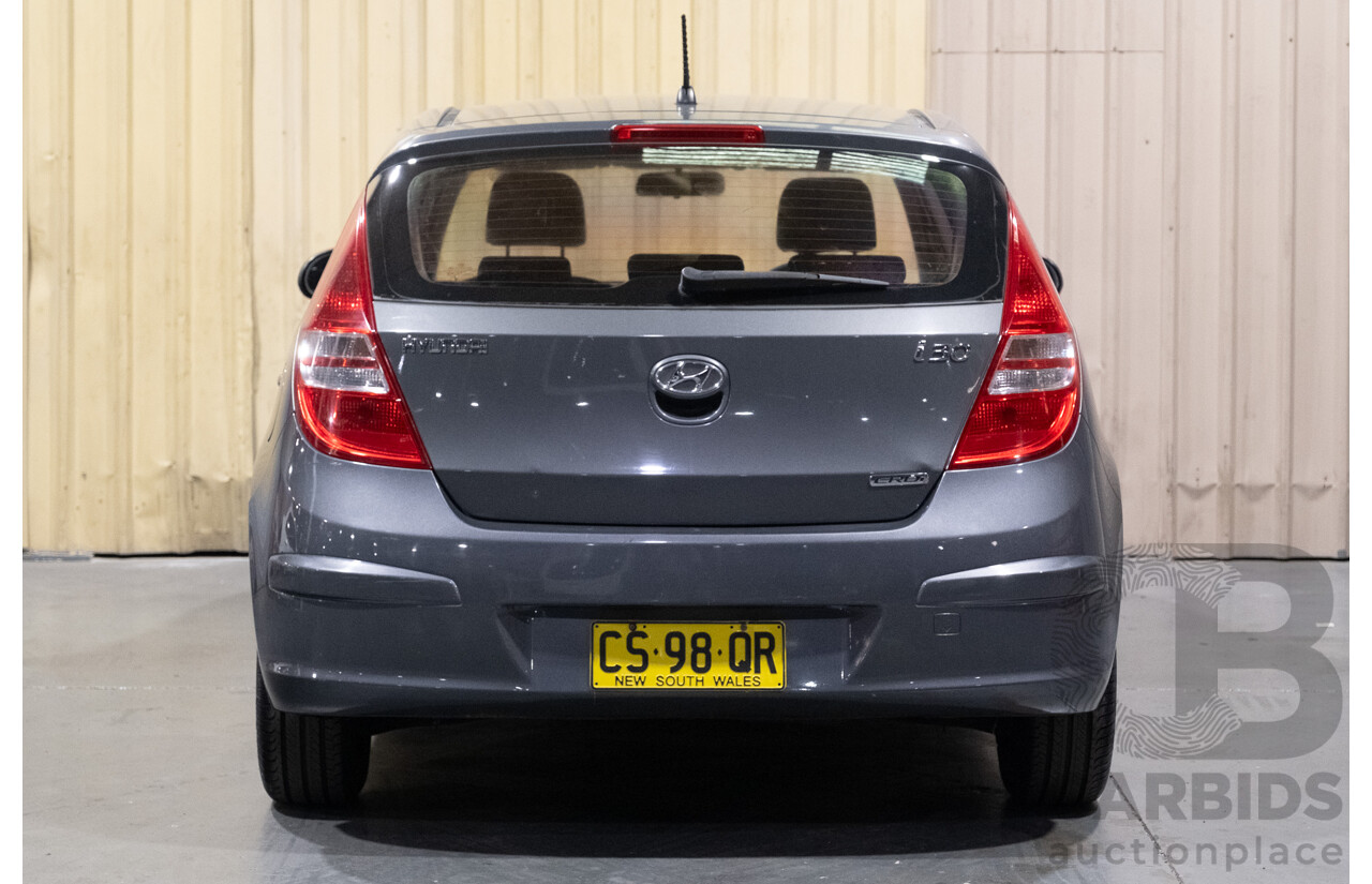 9/2008 Hyundai i30 SLX 1.6 CRDi FD 5d Hatchback Grey Turbo Diesel 1.6L