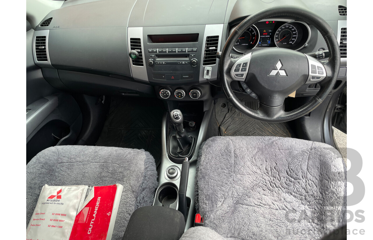 7/2011 Mitsubishi Outlander Activ ZH MY11 4d Wagon Grey 2.4L