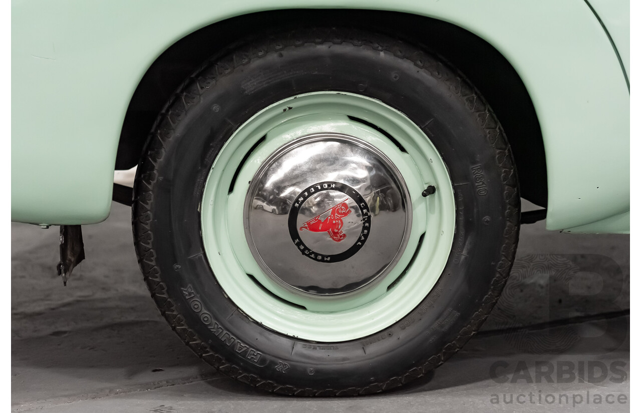 01/1951 Holden 48-215 FX Standard 4d Sedan Light Green 2.2L