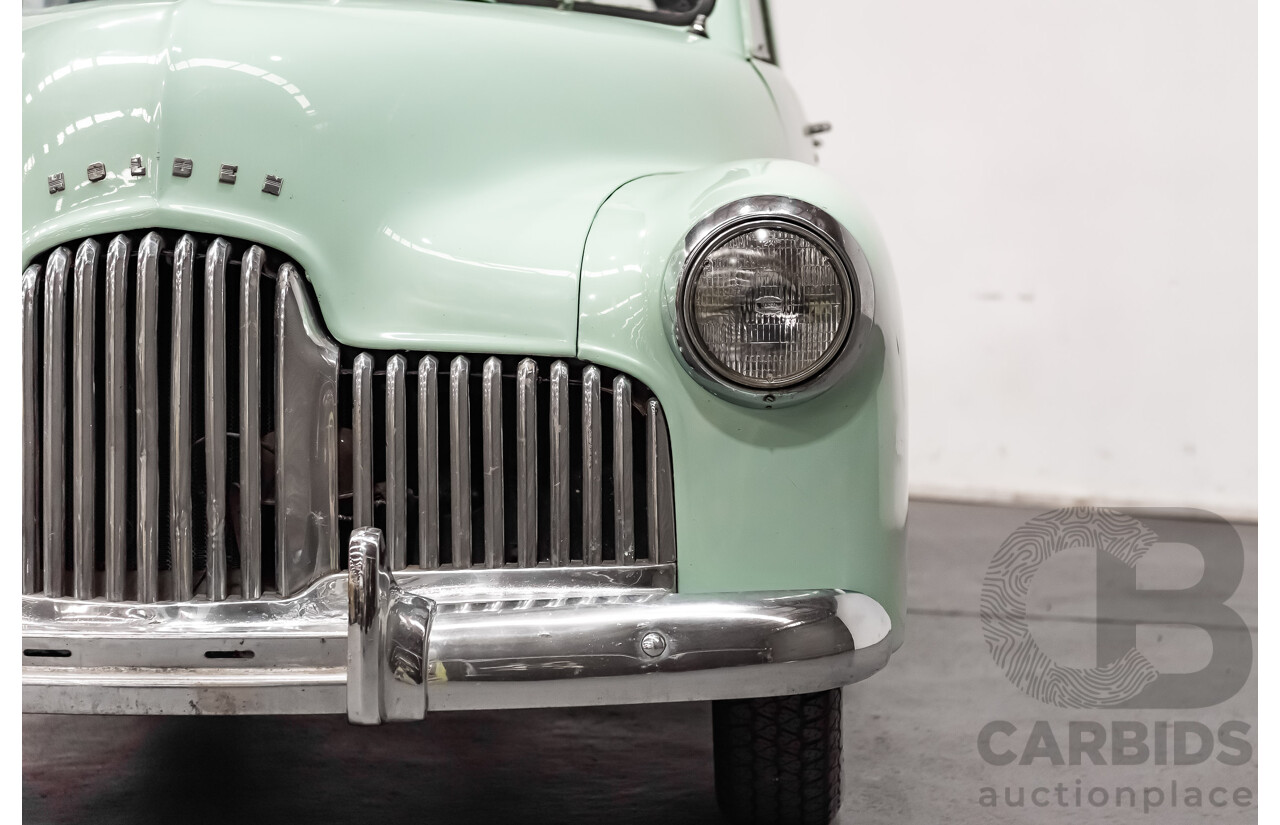 01/1951 Holden 48-215 FX Standard 4d Sedan Light Green 2.2L