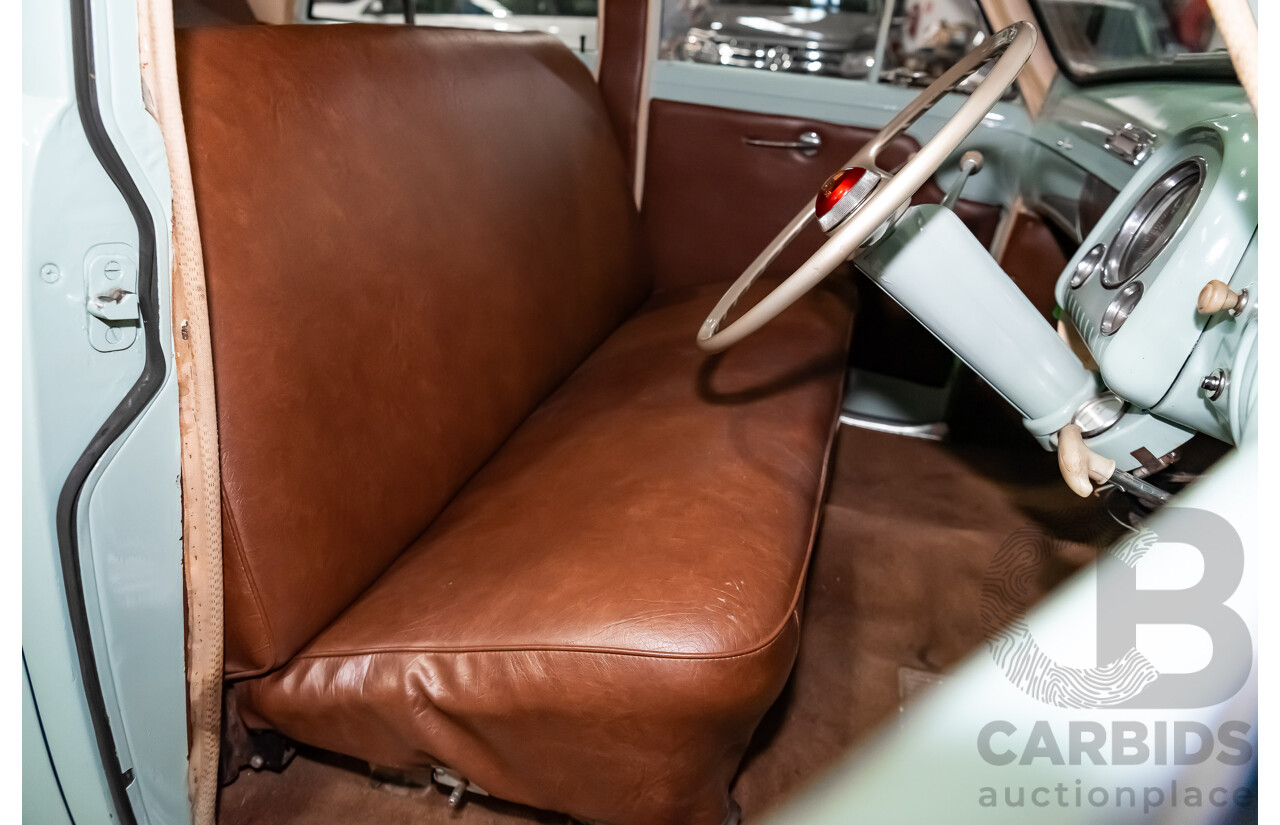 01/1951 Holden 48-215 FX Standard 4d Sedan Light Green 2.2L