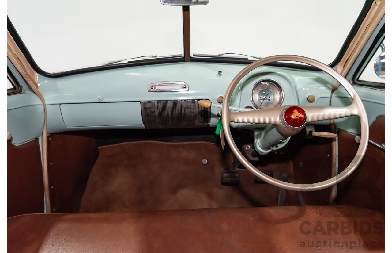 01/1951 Holden 48-215 FX Standard 4d Sedan Light Green 2.2L