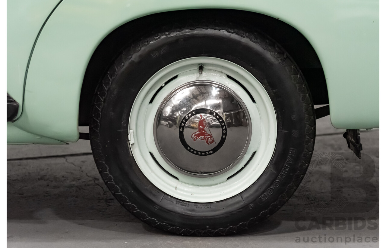 01/1951 Holden 48-215 FX Standard 4d Sedan Light Green 2.2L