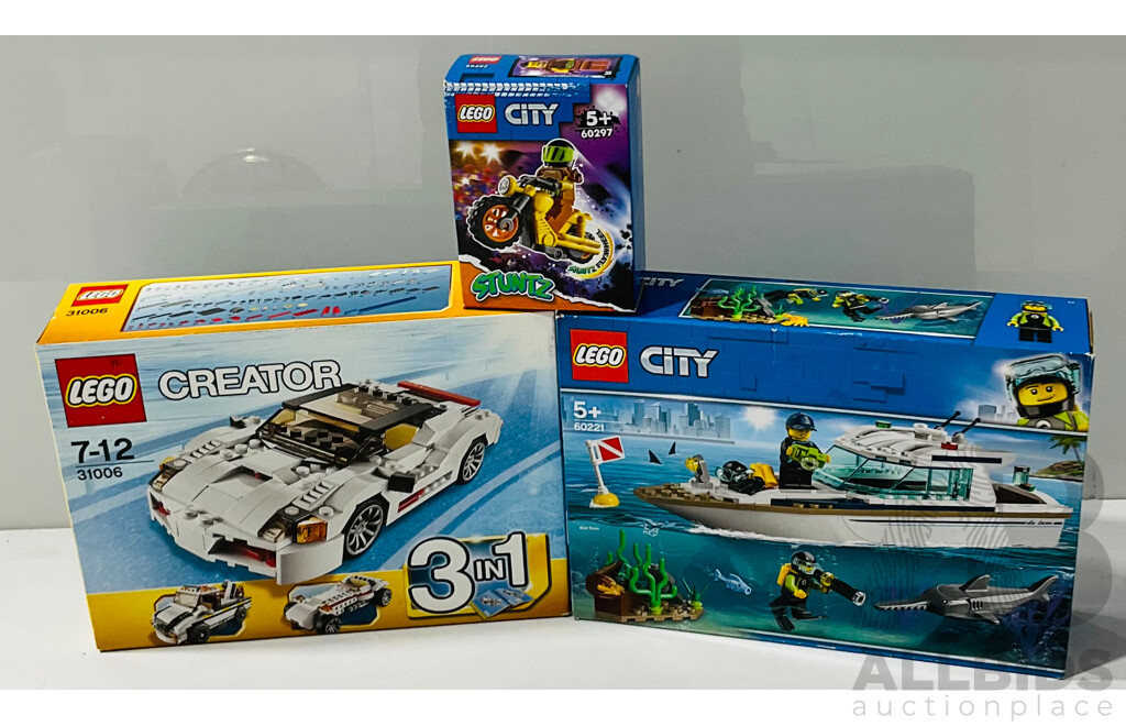 Lego Creator 31006 3 in 1, Alongside Lego City 60221 and 60297 - Unopened