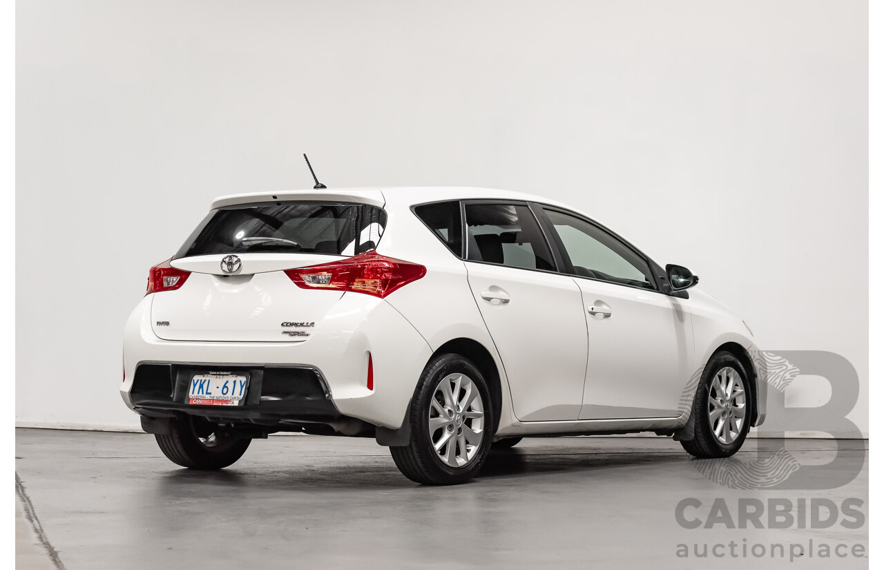 10/2014 Toyota Corolla Ascent Sport ZRE182R 5d Hatchback Glacier White 1.8L