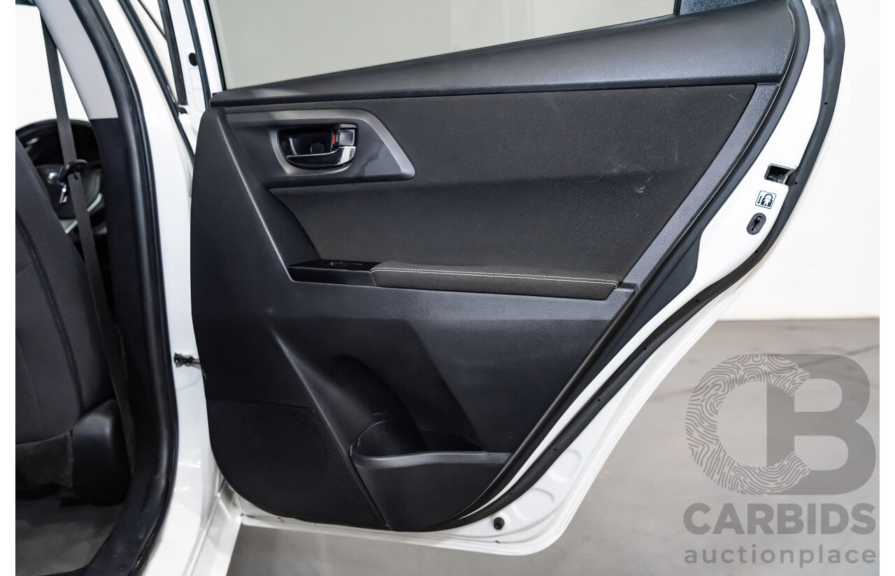 10/2014 Toyota Corolla Ascent Sport ZRE182R 5d Hatchback Glacier White 1.8L