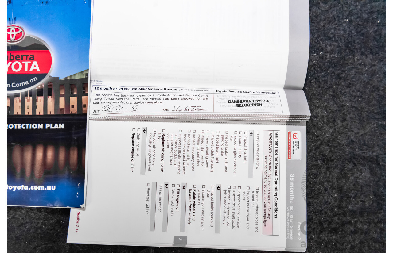 10/2014 Toyota Corolla Ascent Sport ZRE182R 5d Hatchback Glacier White 1.8L