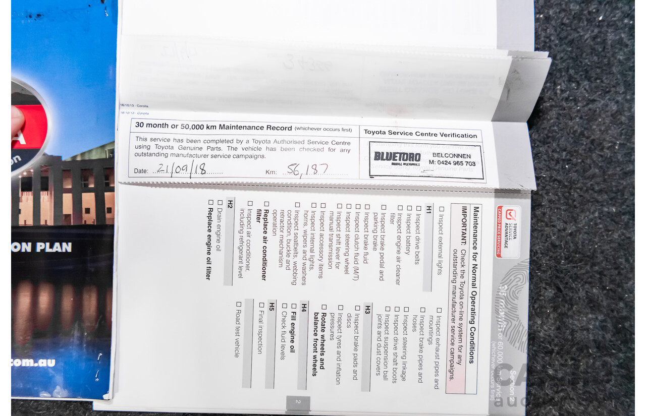 10/2014 Toyota Corolla Ascent Sport ZRE182R 5d Hatchback Glacier White 1.8L