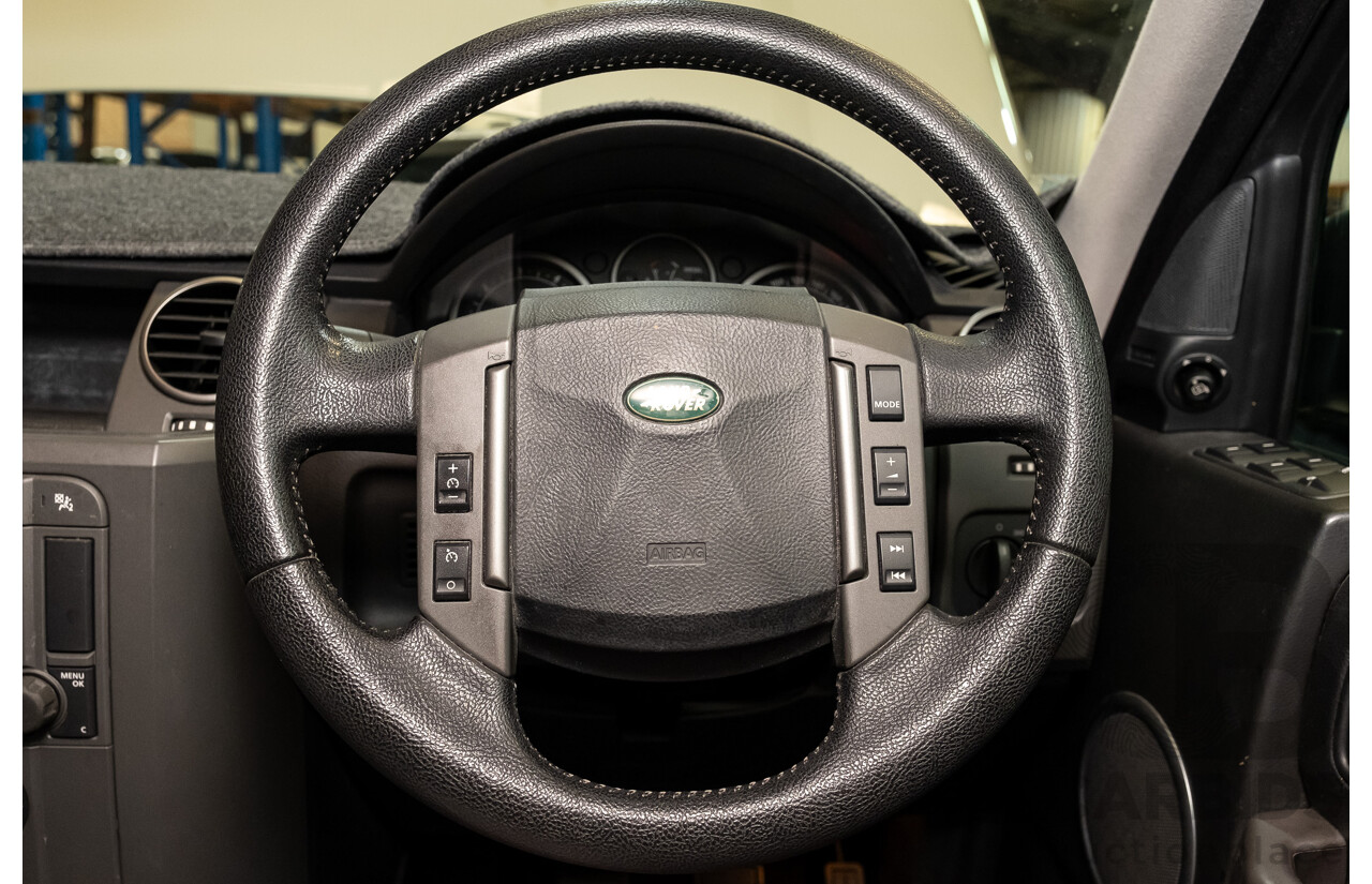 12/2005 Land Rover Discovery 3 TDV6 S (4x4) 4d Wagon White Turbo Diesel 2.7L - 7 Seater